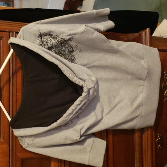 Red Marc Ecko cropped hoodie - Picture 4 of 5